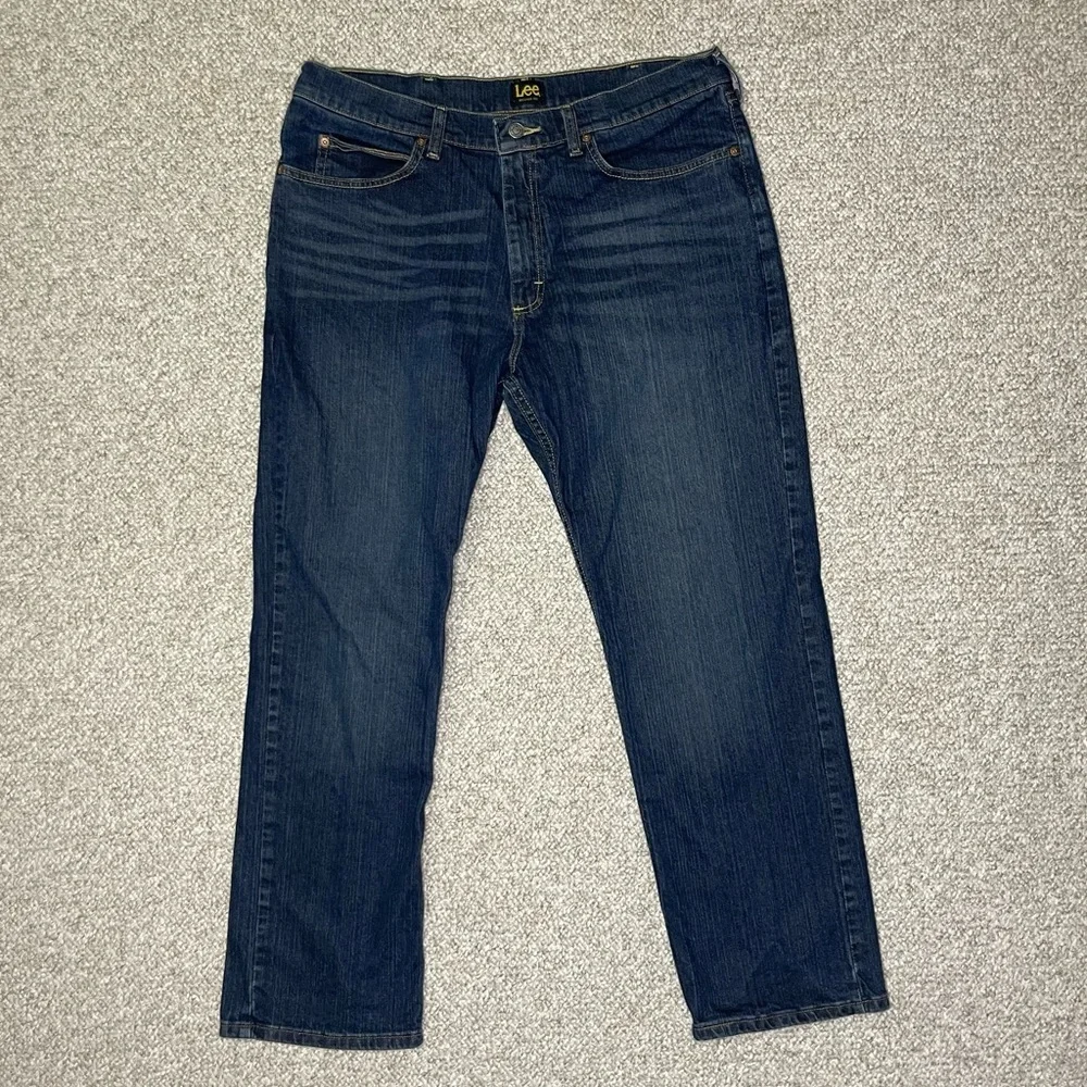 Lee relaxed fit jeans